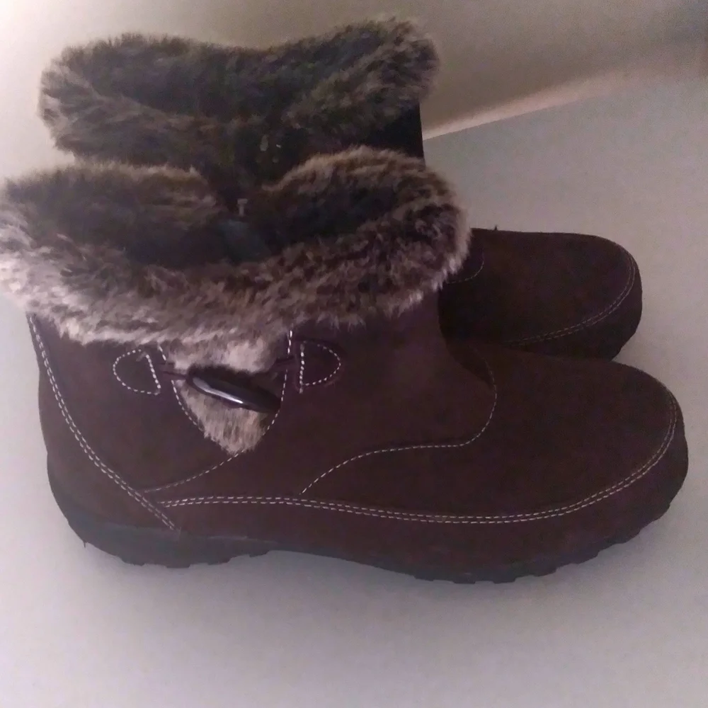 Khombu Gracie Winter Ankle Boots‎ Faux Fur Lined Water Resistant 7M